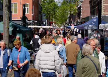 Zonnige jaarmarkt lokt duizenden naar Heerlen