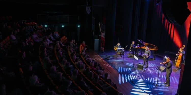 Tango in Heerlen: Passie op het Witte Doek en de Dansvloer
