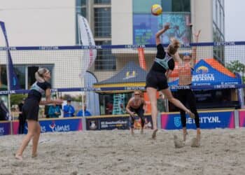Eredivisie Beach: Zon, Zand en Spektakel in Heerlen