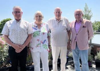 60-jarig bruidspaar OPHELDERS-RÖRIK feliciteert