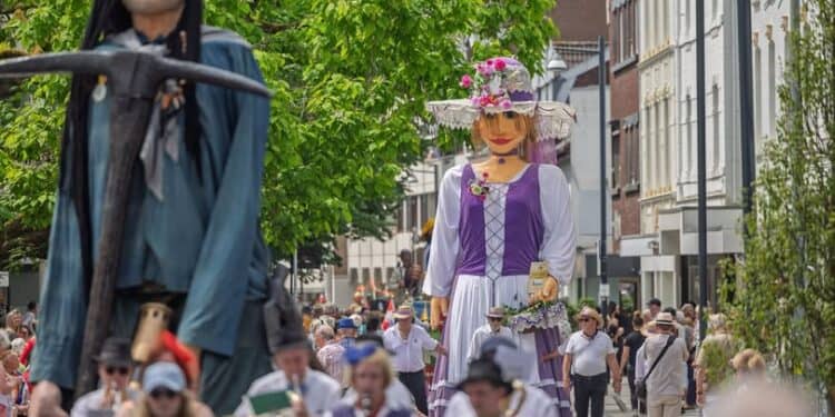 Lucius en Amaka: Een eeuwige liefde in Heerlen