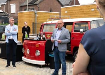 Nieuwe woningen Julianastraat Bocholtz officieel geopend