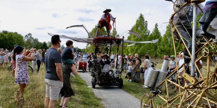 Celebrate the Parkstadroute Opening with Theater Titanick’s Captivating Performance