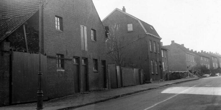 Ontdek Brunssums Verleden: Fascinerende Archieffotos Onthullen Geschiedenis