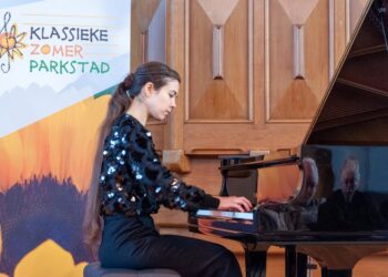 Twee Pianotalenten op het Tempsplein