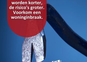 Schrijf een korte en pakkende titel in het Nederlands op basis van de onderstaande Facebooktekst: 🔦 𝗗𝗼𝗻𝗸𝗲𝗿𝗲 𝗗𝗮𝗴𝗲𝗻 & 𝗙𝗲𝗲𝘀𝘁𝗱𝗮𝗴𝗲𝗻 = 𝗘𝘅𝘁𝗿𝗮 𝗔𝗹𝗲𝗿𝘁! Inbrekers zijn actiever in deze periode. Zo verkleint u de kans op inbraak: Sluit ramen en deuren, ook bij korte afwezigheid Zorg voor een bewoonde indruk (verlichting/tijdschakelaar) Gebruik buitenverlichting Leg waardevolle spullen en sleutels uit het zicht Verstop geen sleutels buiten Let samen met buren op elkaars woning Sluit aan bij WhatsApp Buurtpreventie.    Gebruik normale Nederlandse hoofdletterregels:   – Begin de titel met een hoofdletter.   – Gebruik hoofdletters bij plaatsnamen of namen van personen.   – Schrijf de rest van de titel zoals gebruikelijk, zonder onnodige hoofdletters.  Geef alleen de titel terug. Geen uitleg of extra tekst.
