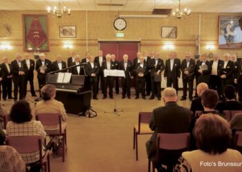 Maak een aansprekende titel bij dit bericht. Plaats geen andere tekst in de titel.Nieuwjaarsconcert “Een Frisse Start” Stichting Foto’s Brunssum was aanwezig bij het prachtige optreden van Mannenkoor RM…