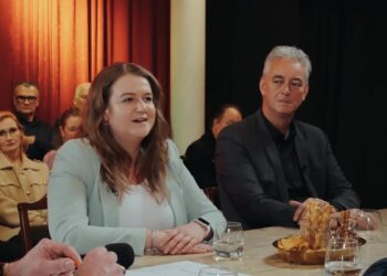 Maak een aansprekende titel bij dit bericht. Plaats geen andere tekst in de titel.Open gesprek met de wethouders in Loge3 Theater(tje) Deel 65