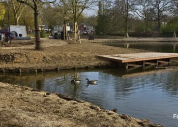 Maak een aansprekende titel bij dit bericht. Plaats geen andere tekst in de titel.Werkzaamheden in het vijverpark vorderen en we zien steeds beter hoe gaat worden. Gemeente Brunssum  Buurtnetwerk Brunss…