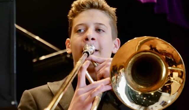 Maak een aansprekende titel bij dit bericht. Plaats geen andere tekst in de titel.54e Gouden Paren Concert in Brunssum In Brunssum vond voor de 54e keer het traditionele Gouden Paren Concert plaats. Tij…