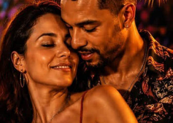 Schrijf een korte en pakkende titel in het Nederlands op basis van de onderstaande Facebooktekst: Dominicaanse Bachata | 18 juli Zin in een middag vol passie, muziek & gezelligheid? Kom genieten van de heerlijke Dominicaanse Bachata! Van een bachataworkshop voor alle niveaus tot vrij dansen op latinbeats en van nieuwe ontmoetingen tot genieten van de ontspannen sfeer. Trek je dansschoenen aan, neem je danspartner mee en beleef Bachata zoals het hoort… warm, speels & vol connectie. Aanmelden kan via dancesupportandfitness.nl/events 📅 Zaterdag 18 juli 🕚 13:00 – 18:00 📍 Schelmenhofje Gemeente Heerlen.    Gebruik normale Nederlandse hoofdletterregels:   – Begin de titel met een hoofdletter.   – Gebruik hoofdletters bij plaatsnamen of namen van personen.   – Schrijf de rest van de titel zoals gebruikelijk, zonder onnodige hoofdletters.  Geef alleen de titel terug. Geen uitleg of extra tekst.
